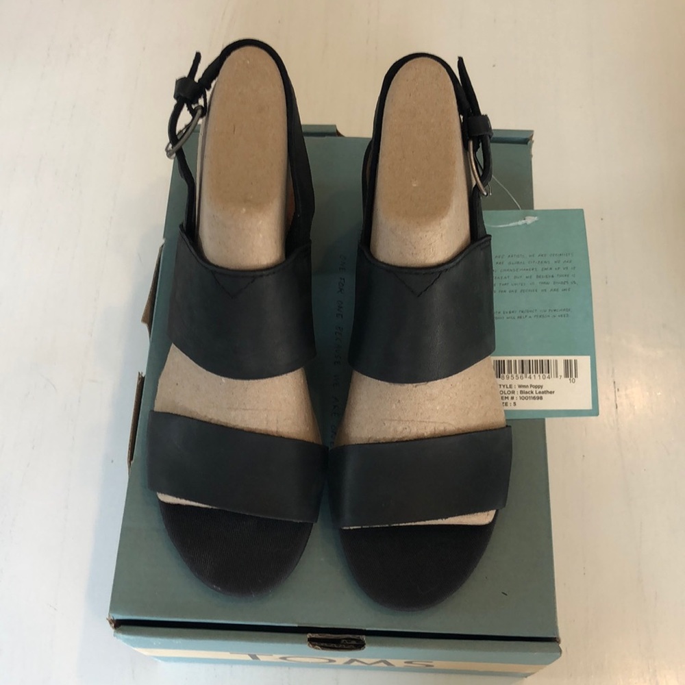 Brand new Tom’s Poppy wedges.